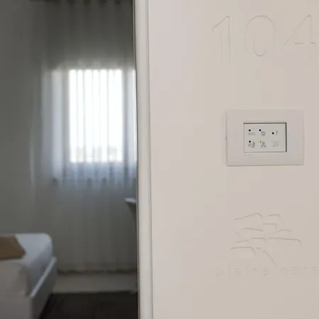 Pietre Nere & Hotel 4*