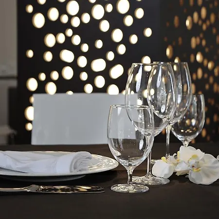 מלון Pietre Nere & מודיקה