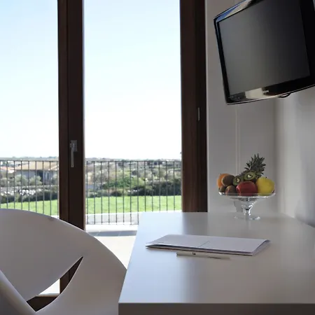 Pietre Nere & 4* מודיקה