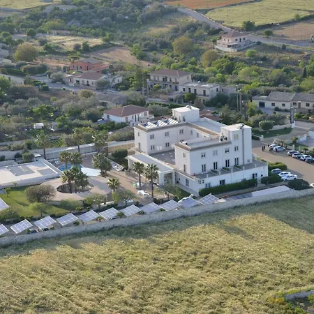 Szálloda Pietre Nere & Modica