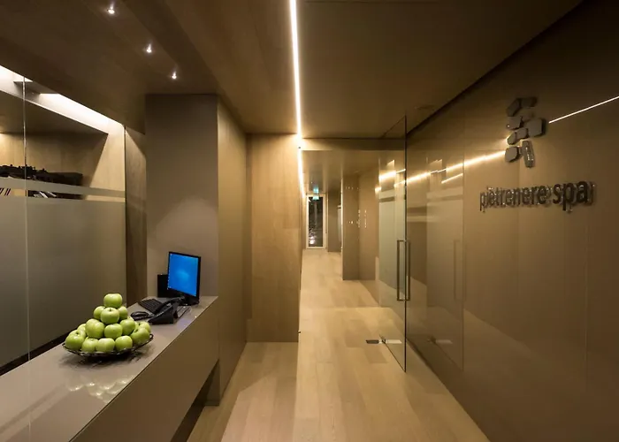 Pietre Nere & Hotel 4*